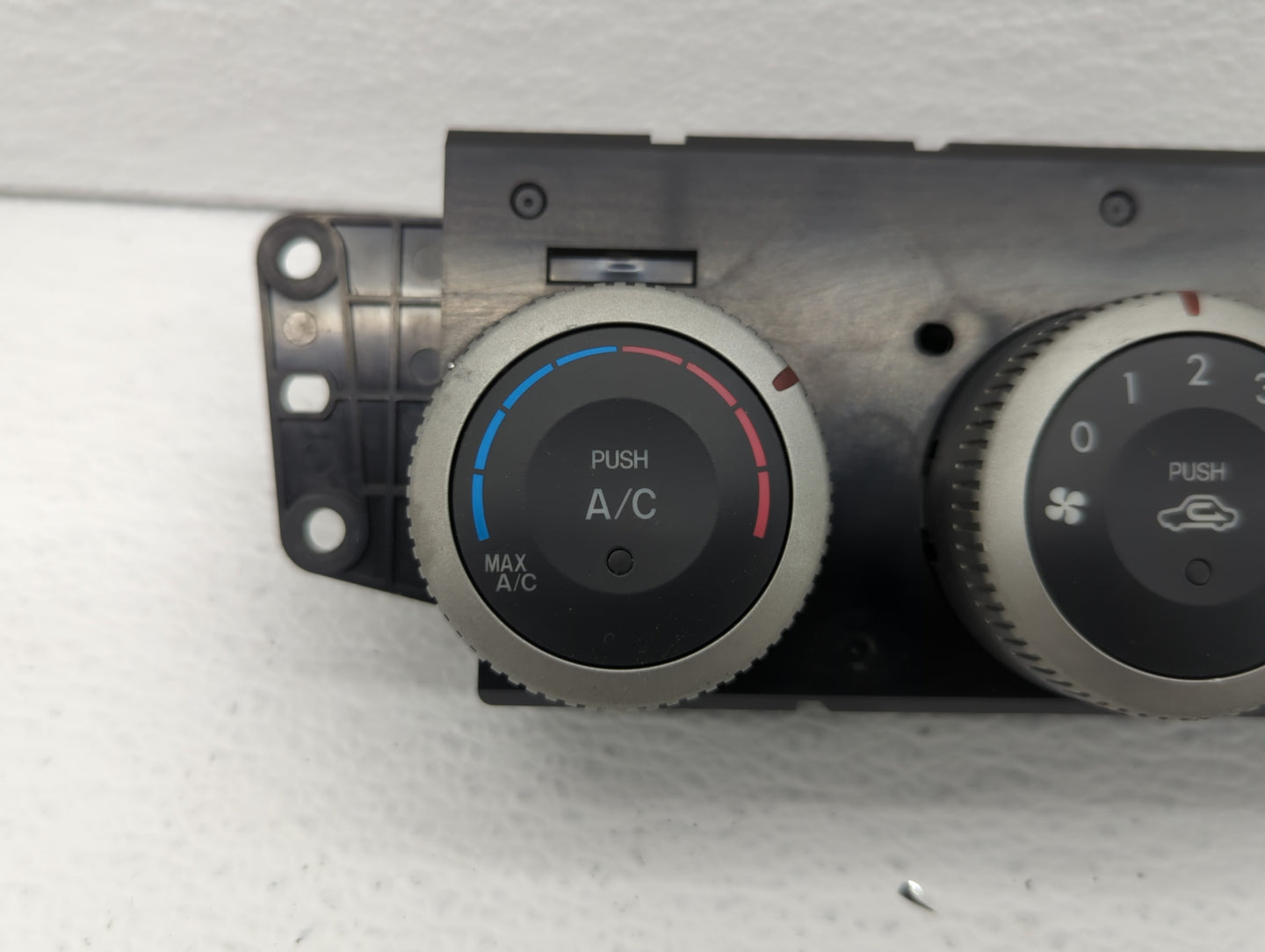 2009-2013 Mazda 6 Climate Control Module Temperature AC/Heater Replacement P/N:GS3L 61190C GS3L 61180E Fits OEM Used Auto Pa
