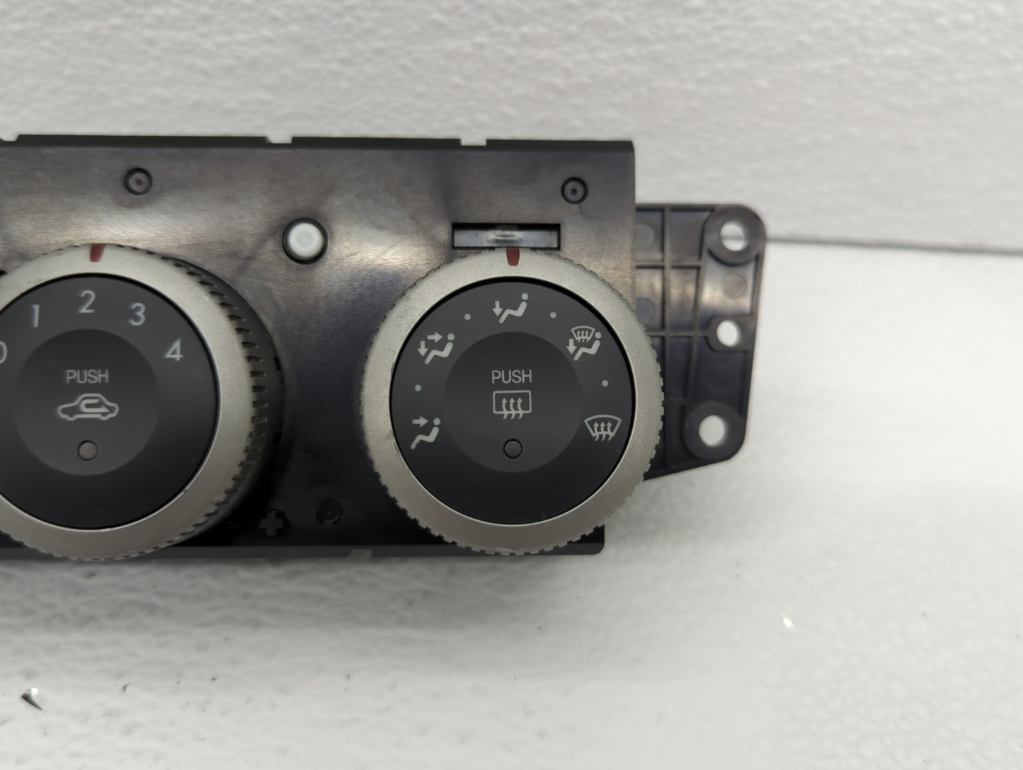 2009-2013 Mazda 6 Climate Control Module Temperature AC/Heater Replacement P/N:GS3L 61190C GS3L 61180E Fits OEM Used Auto Pa