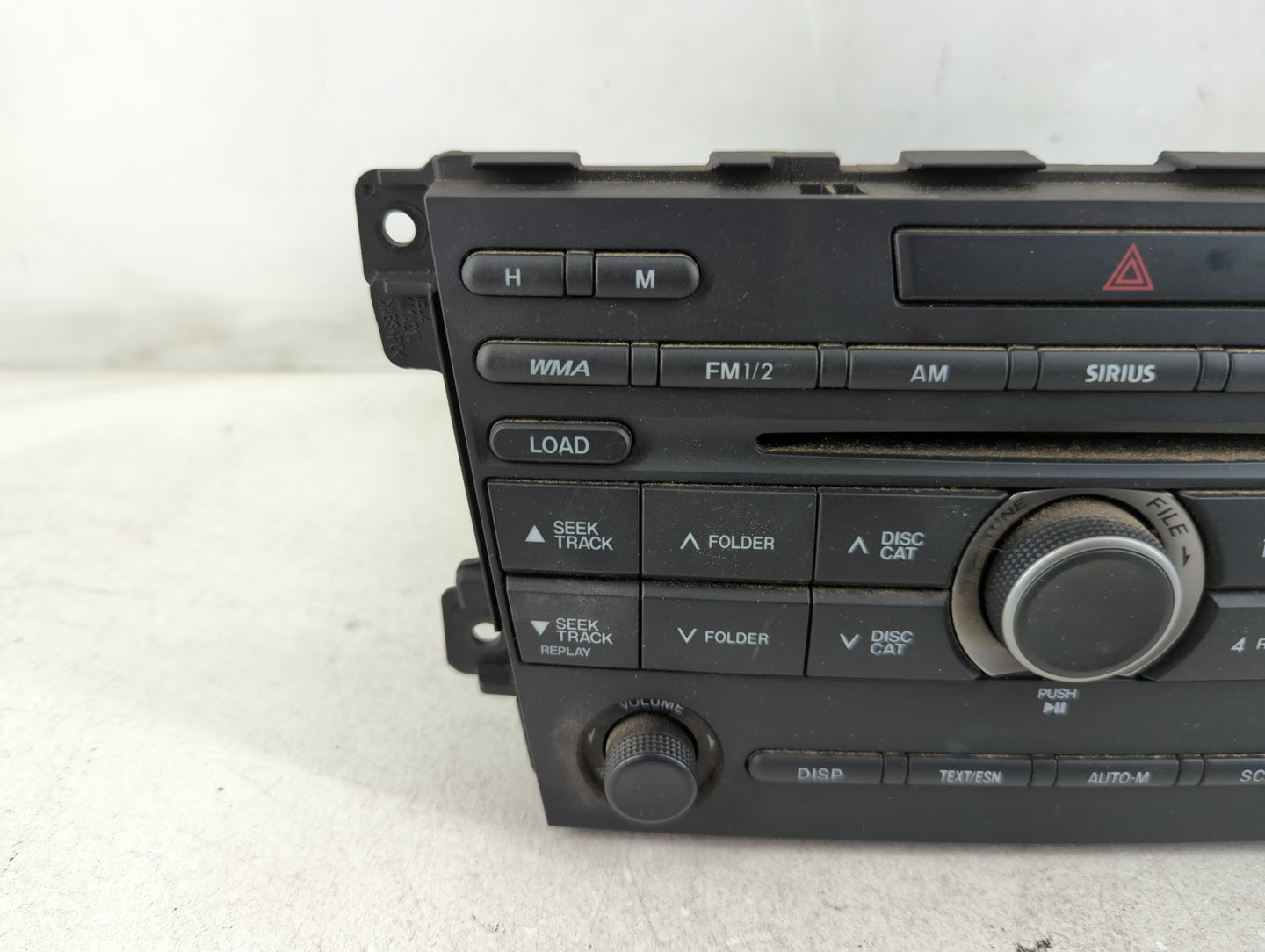 2011-2012 Mazda Cx-7 Radio AM FM Cd Player Receiver Replacement P/N:EH48 66 AR0 Fits Fits 2011 2012 OEM Used Auto Parts - Oe
