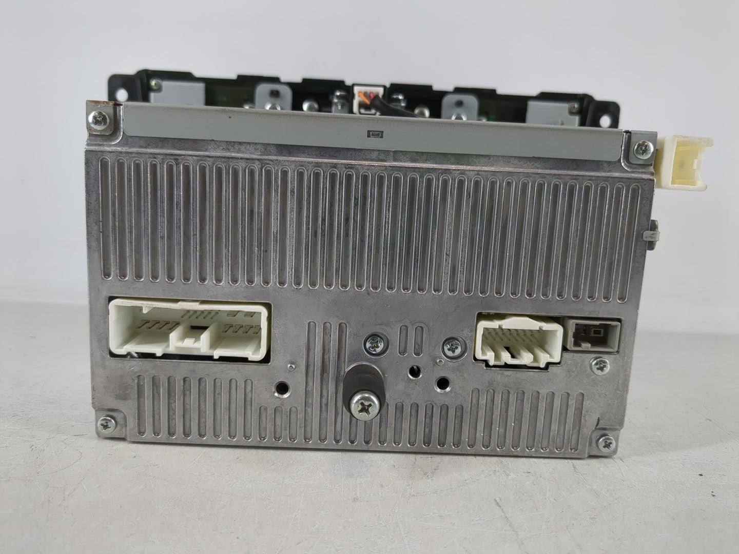 2010-2012 Mazda Cx-7 Radio AM FM Cd Player Receiver Replacement P/N:EH48 66 AR0 Fits Fits 2010 2011 2012 OEM Used Auto Parts