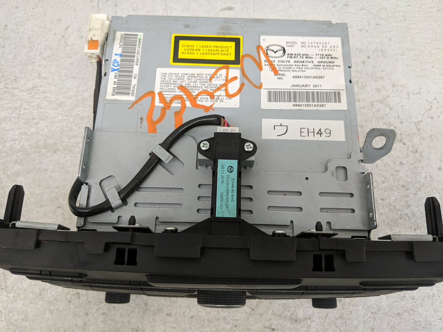 2011-2012 Mazda Cx-7 Radio AM FM Cd Player Receiver Replacement P/N:EH49 66 ARX Fits Fits 2011 2012 OEM Used Auto Parts - Oe