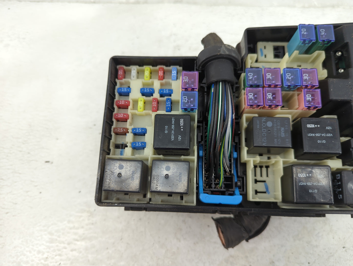 2010-2012 Mazda Cx-7 Fusebox Fuse Box Panel Relay Module P/N:EG21-66767 EH44-66761B Fits Fits 2010 2011 2012 OEM Used Auto P