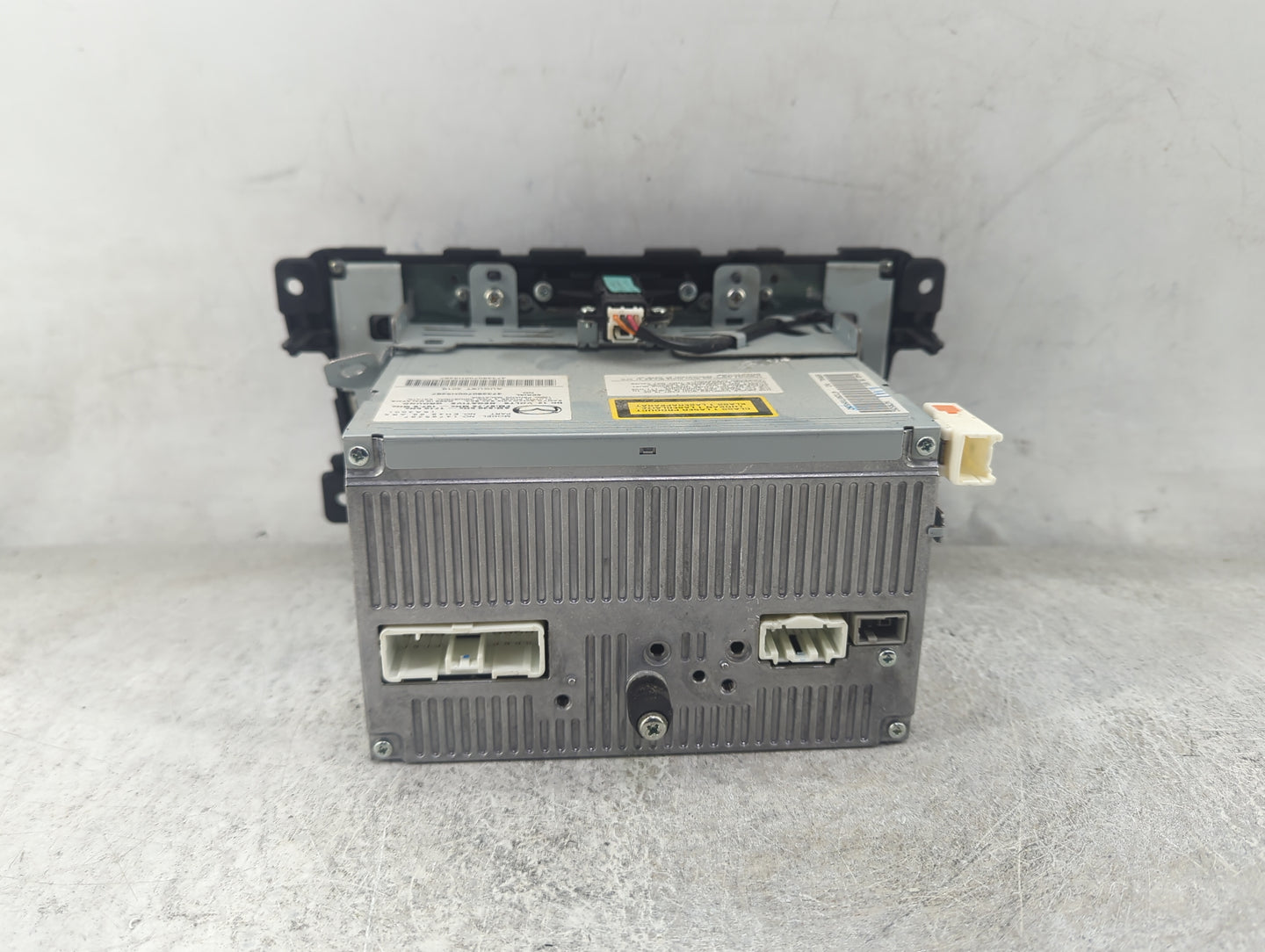 2011-2012 Mazda Cx-7 Radio AM FM Cd Player Receiver Replacement P/N:14795267 EH4966ARX Fits Fits 2011 2012 OEM Used Auto Par