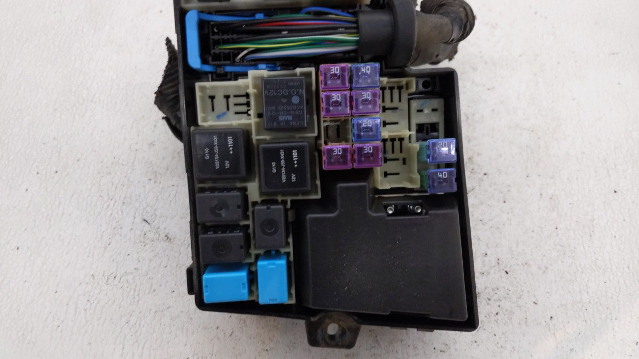 2010-2012 Mazda Cx-7 Fusebox Fuse Box Panel Relay Module P/N:EG21-66767 Fits Fits 2010 2011 2012 OEM Used Auto Parts - Oemus