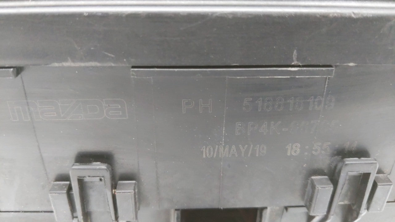 2010-2012 Mazda Cx-7 Fusebox Fuse Box Panel Relay Module P/N:EG21-66767 Fits Fits 2010 2011 2012 OEM Used Auto Parts - Oemus