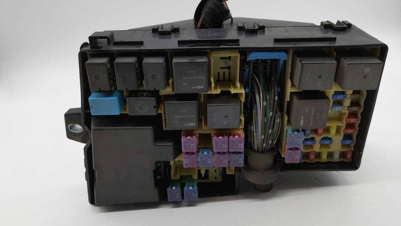 2010-2012 Mazda Cx-7 Fusebox Fuse Box Panel Relay Module P/N:EG21-66767 Fits Fits 2010 2011 2012 OEM Used Auto Parts - Oemus