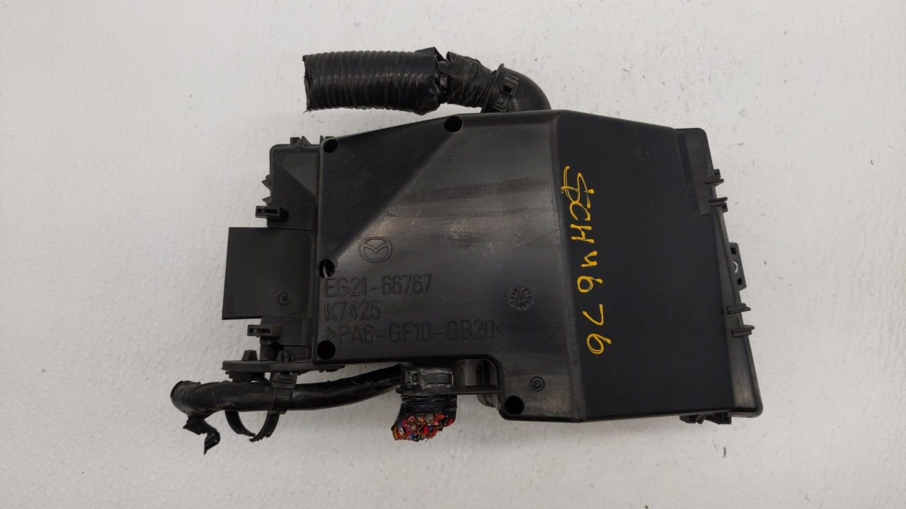 2010-2012 Mazda Cx-7 Fusebox Fuse Box Panel Relay Module P/N:EG21-66767 Fits Fits 2010 2011 2012 OEM Used Auto Parts - Oemus