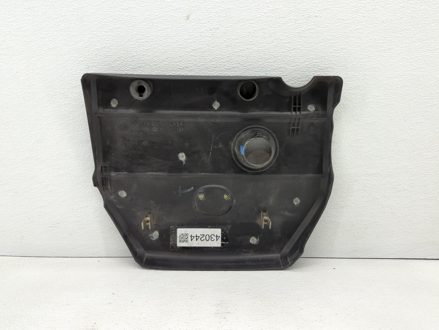 2011 Mazda Cx-7 Engine Cover - Oemusedautoparts1.com