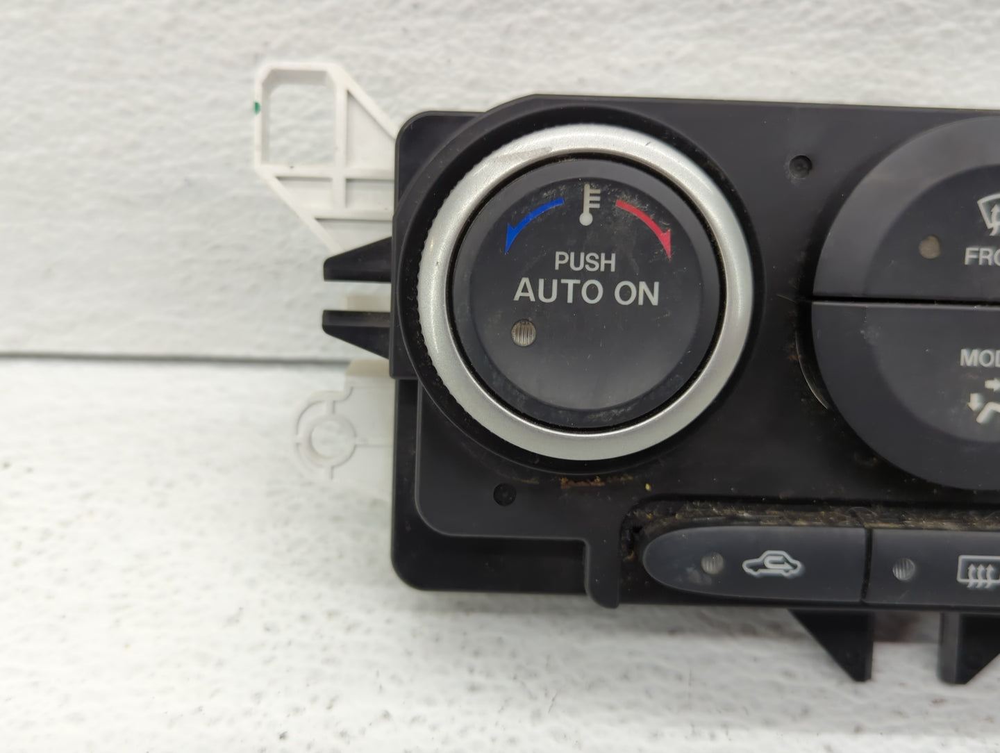 2010-2012 Mazda Cx-7 Climate Control Module Temperature AC/Heater Replacement P/N:K1900EH44 Fits Fits 2010 2011 2012 OEM Use