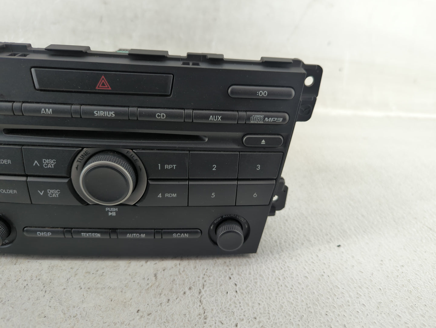 2011-2012 Mazda Cx-7 Am Fm Cd Player Radio Receiver - Oemusedautoparts1.com