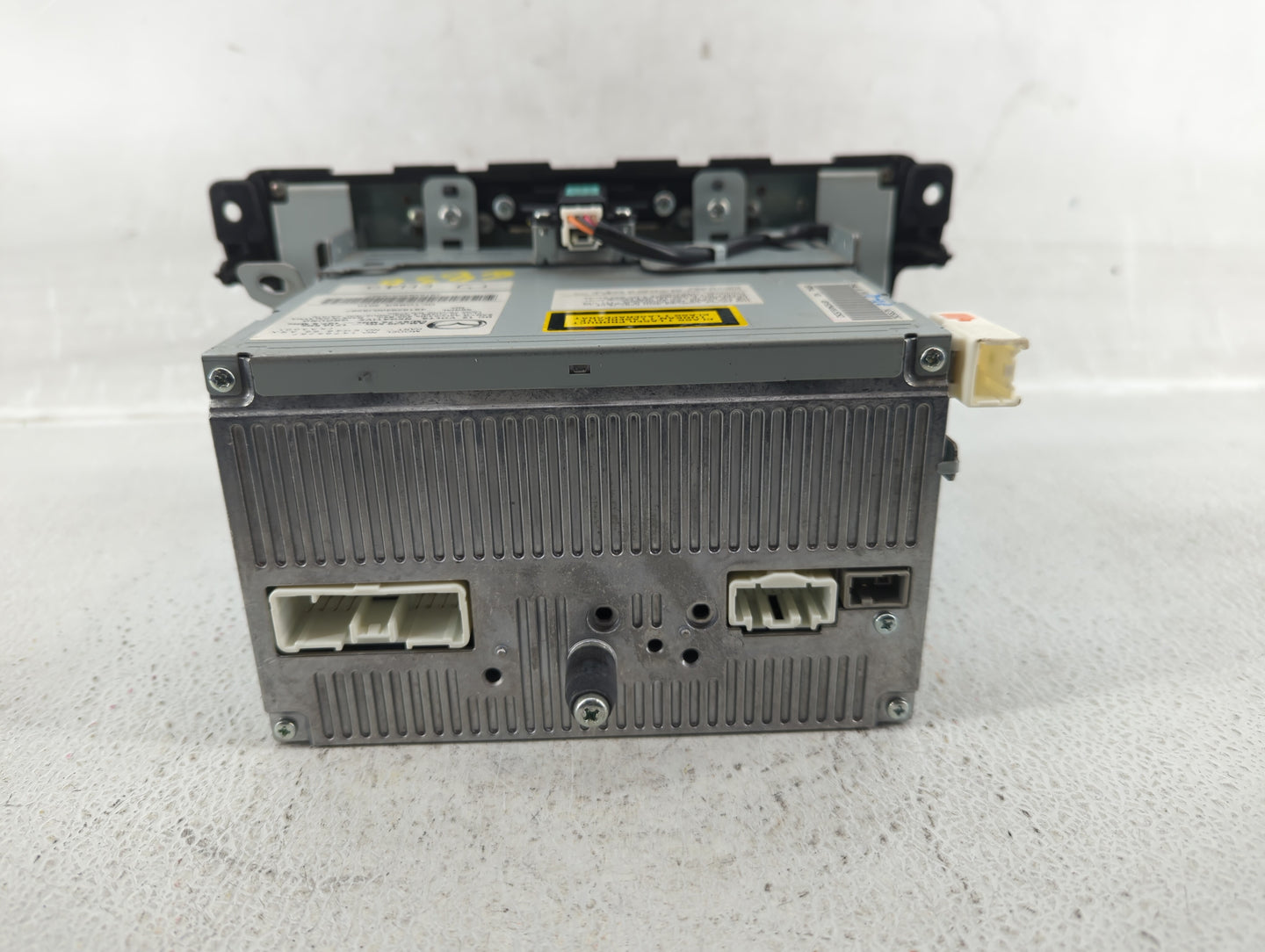 2011-2012 Mazda Cx-7 Am Fm Cd Player Radio Receiver - Oemusedautoparts1.com
