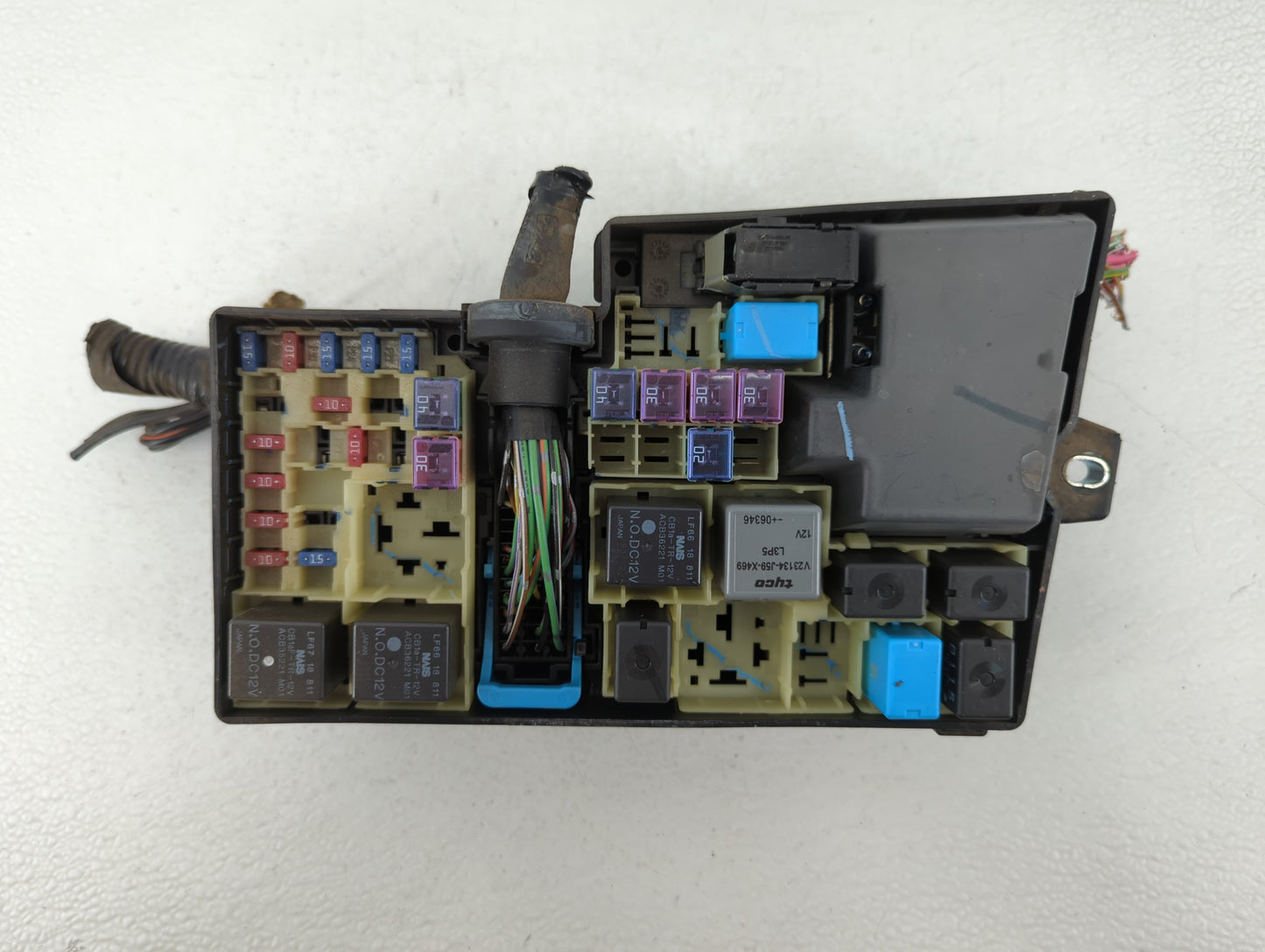 2010-2012 Mazda Cx-7 Fusebox Fuse Box Panel Relay Module P/N:518818109 Fits Fits 2010 2011 2012 OEM Used Auto Parts - Oemuse