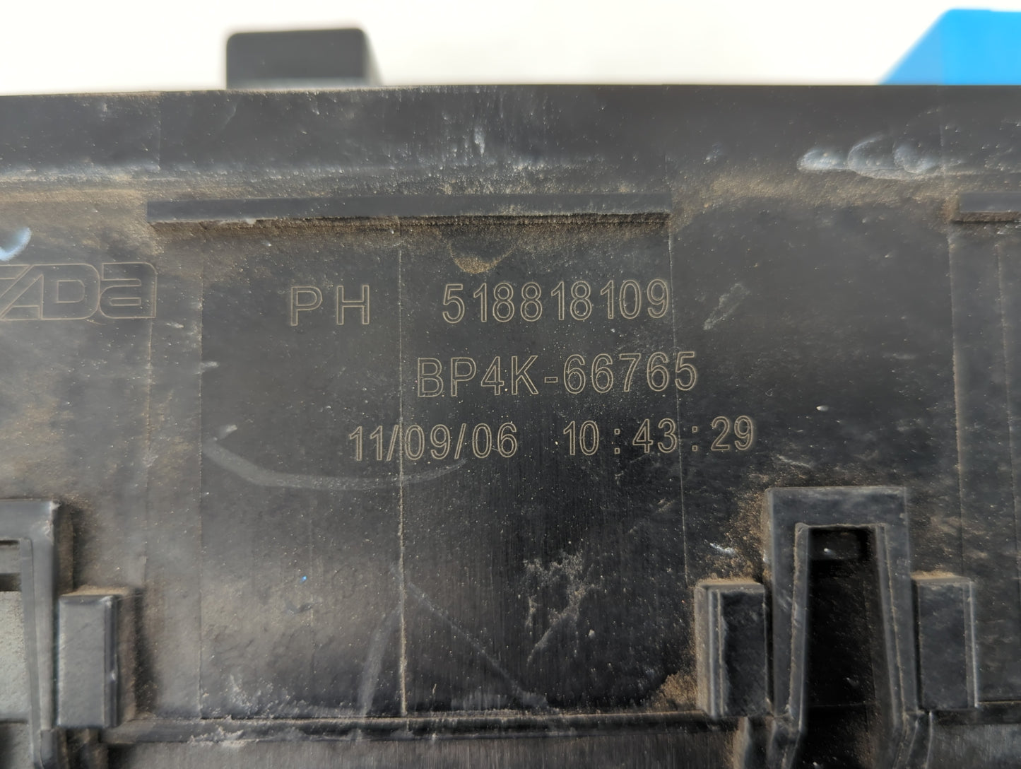 2010-2012 Mazda Cx-7 Fusebox Fuse Box Panel Relay Module P/N:518818109 Fits Fits 2010 2011 2012 OEM Used Auto Parts - Oemuse