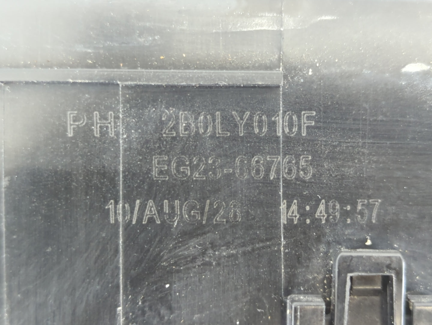 2010-2012 Mazda Cx-7 Fusebox Fuse Box Panel Relay Module P/N:2B0L Y010F EG23-66765 Fits Fits 2010 2011 2012 OEM Used Auto Pa