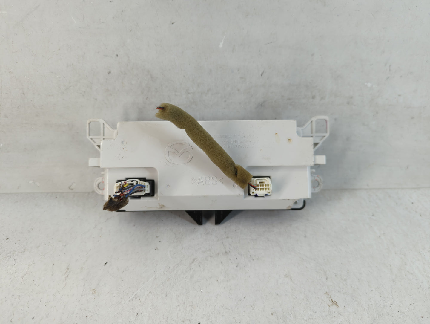 2010-2012 Mazda Cx-7 Climate Control Module Temperature AC/Heater Replacement P/N:K1900EH44 Fits Fits 2010 2011 2012 OEM Use