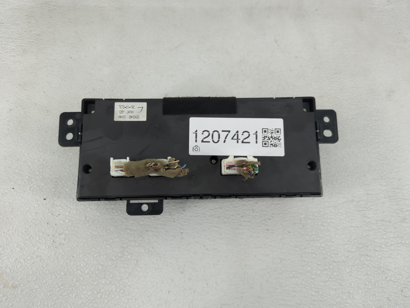 2010-2015 Mazda Cx-9 Climate Control Module Temperature AC/Heater Replacement P/N:TE70-61-190 Fits OEM Used Auto Parts - Oem