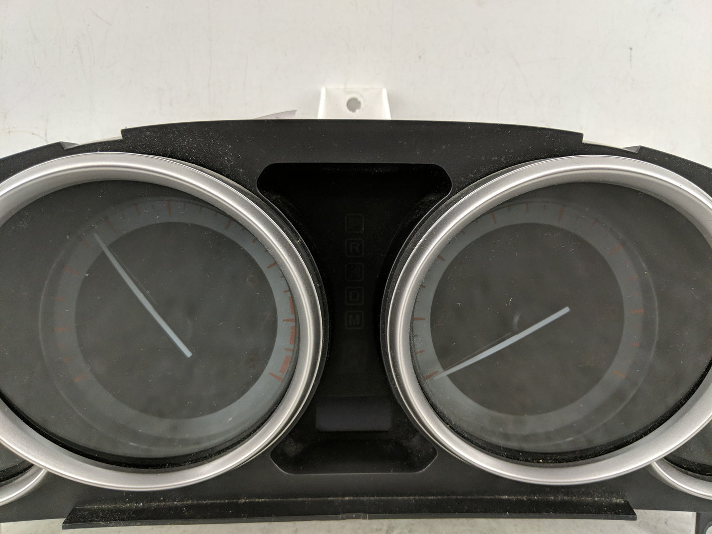 2010-2012 Mazda Cx-9 Instrument Cluster Speedometer Gauges Fits Fits 2010 2011 2012 OEM Used Auto Parts - Oemusedautoparts1.