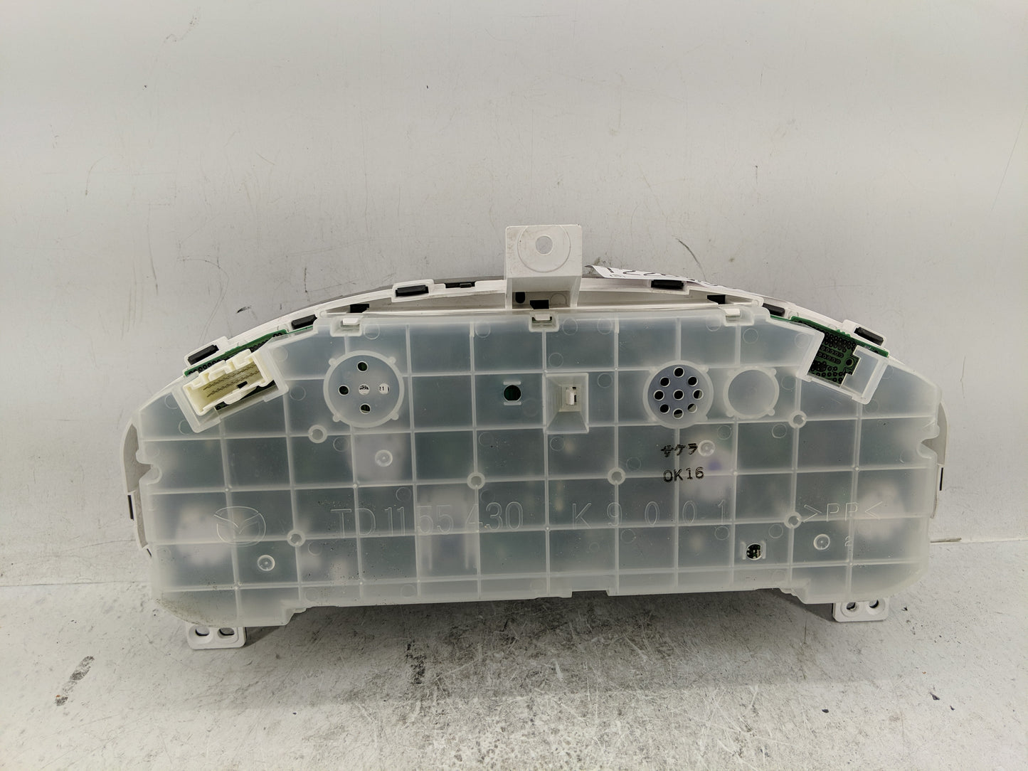 2010-2012 Mazda Cx-9 Instrument Cluster Speedometer Gauges Fits Fits 2010 2011 2012 OEM Used Auto Parts - Oemusedautoparts1.