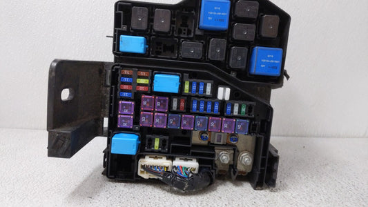 2010-2012 Mazda Cx-9 Fusebox Fuse Box Panel Relay Module P/N:TG20-66760 Fits Fits 2010 2011 2012 OEM Used Auto Parts