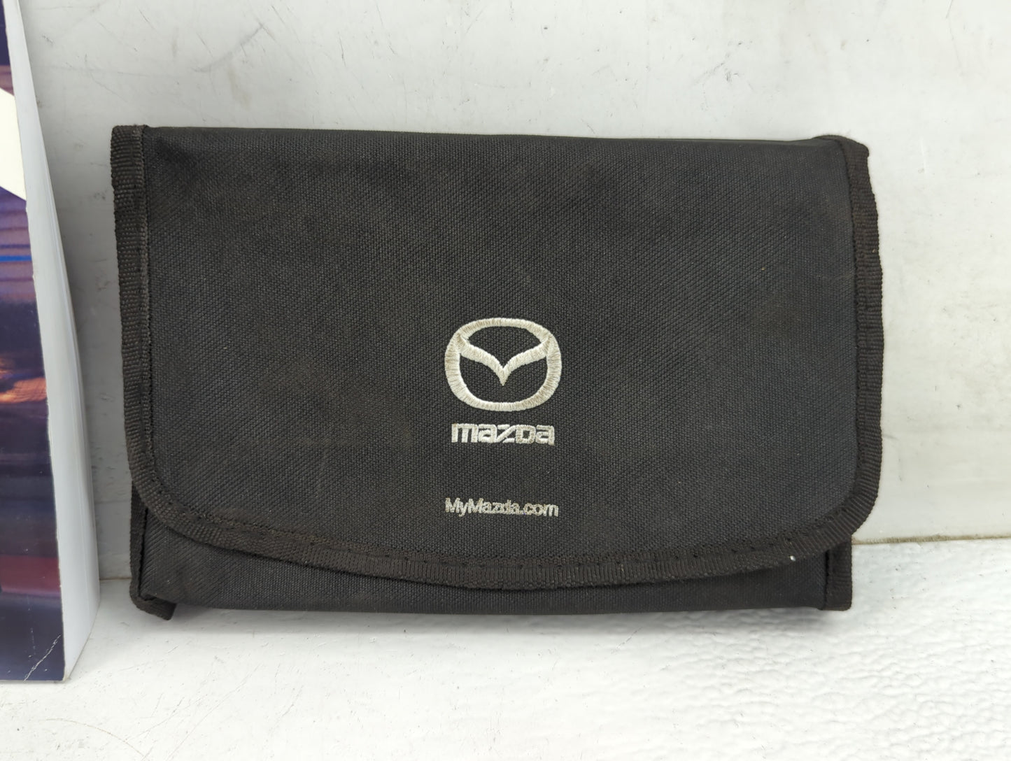 2011 Mazda Cx-9 Owners Manual Book Guide P/N:8BH2-EA-10H 9999-95-011C-11 OEM Used Auto Parts - Oemusedautoparts1.com