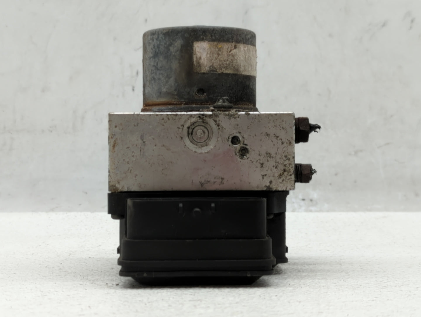 2010-2012 Mazda Cx-9 ABS Pump Control Module Replacement P/N:TE69 43 7A0 E TE69 43 7A0 D Fits Fits 2010 2011 2012 OEM Used A