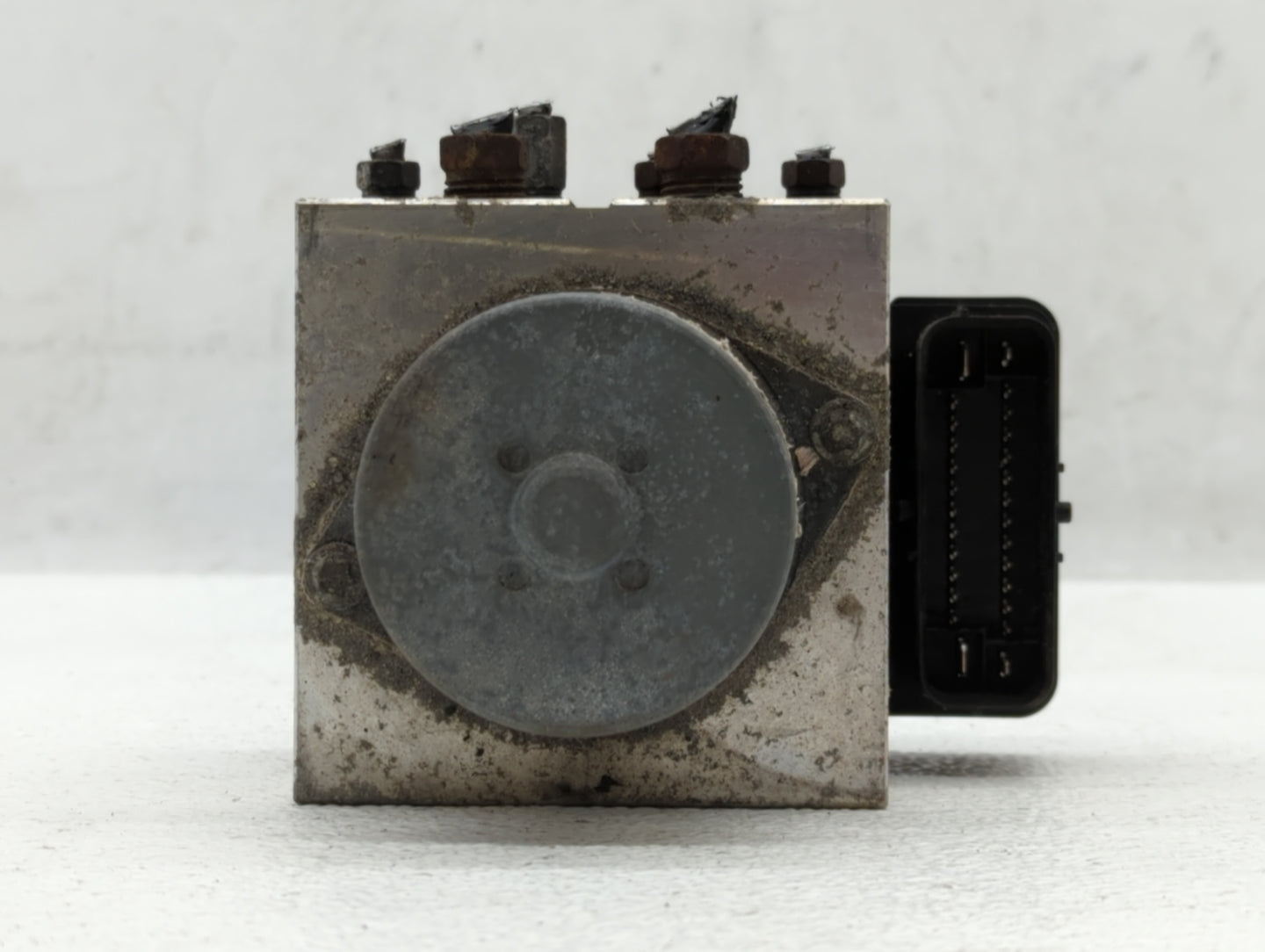 2010-2012 Mazda Cx-9 ABS Pump Control Module Replacement P/N:TE69 43 7A0 E TE69 43 7A0 D Fits Fits 2010 2011 2012 OEM Used A