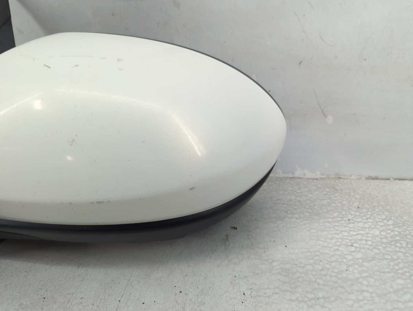 Mazda Mazda3 Driver Left Side View Manual Door Mirror White - Oemusedautoparts1.com