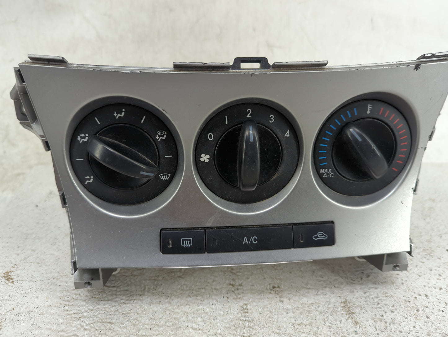 2011 Mazda Mazda3 Climate Control Module Temperature AC/Heater Replacement P/N:BBM4 Fits Fits 2010 OEM Used Auto Parts - Oem