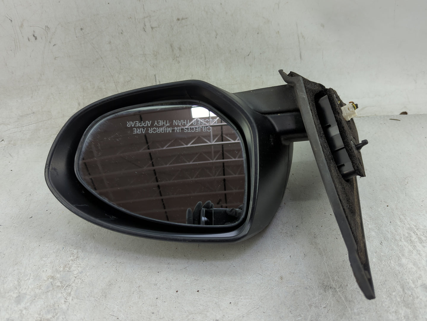 2011 Mazda Mazda3 Passenger Side View Mirror - Right Door Mirror OEM Used - Oemusedautoparts1.com