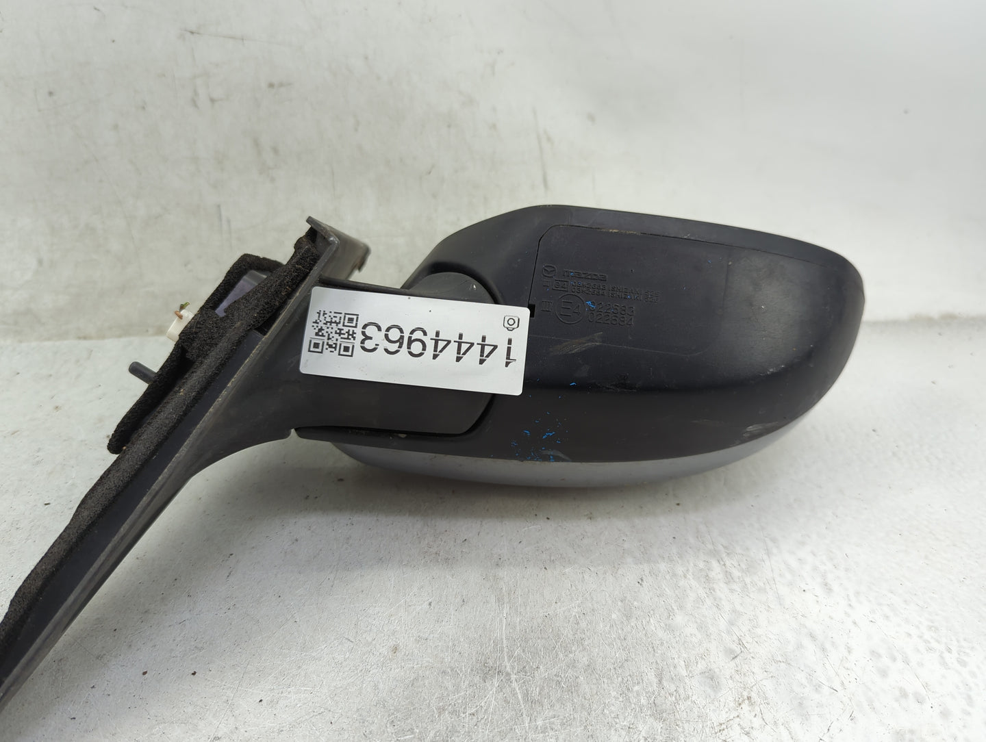 2011 Mazda Mazda3 Passenger Side View Mirror - Right Door Mirror OEM Used - Oemusedautoparts1.com