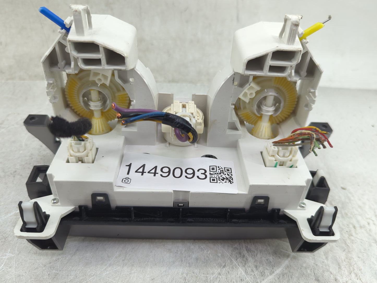 2011 Mazda Mazda3 Climate Control Module Temperature AC/Heater Replacement Fits Fits 2010 OEM Used Auto Parts - Oemusedautop
