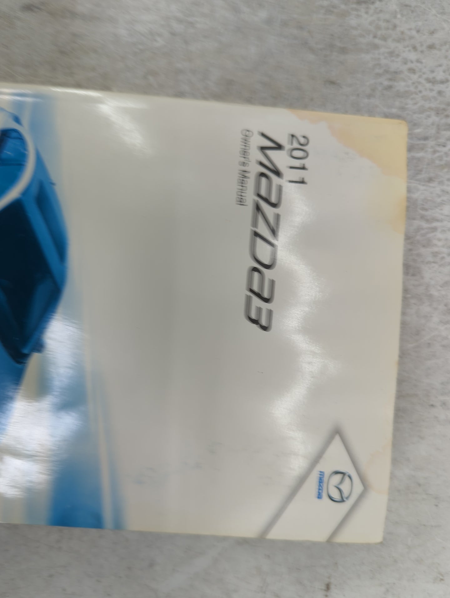 2011 Mazda Mazda3 Owners Manual Book Guide P/N:8BM5-EA-10F 9999-95-038C-11 OEM Used Auto Parts - Oemusedautoparts1.com