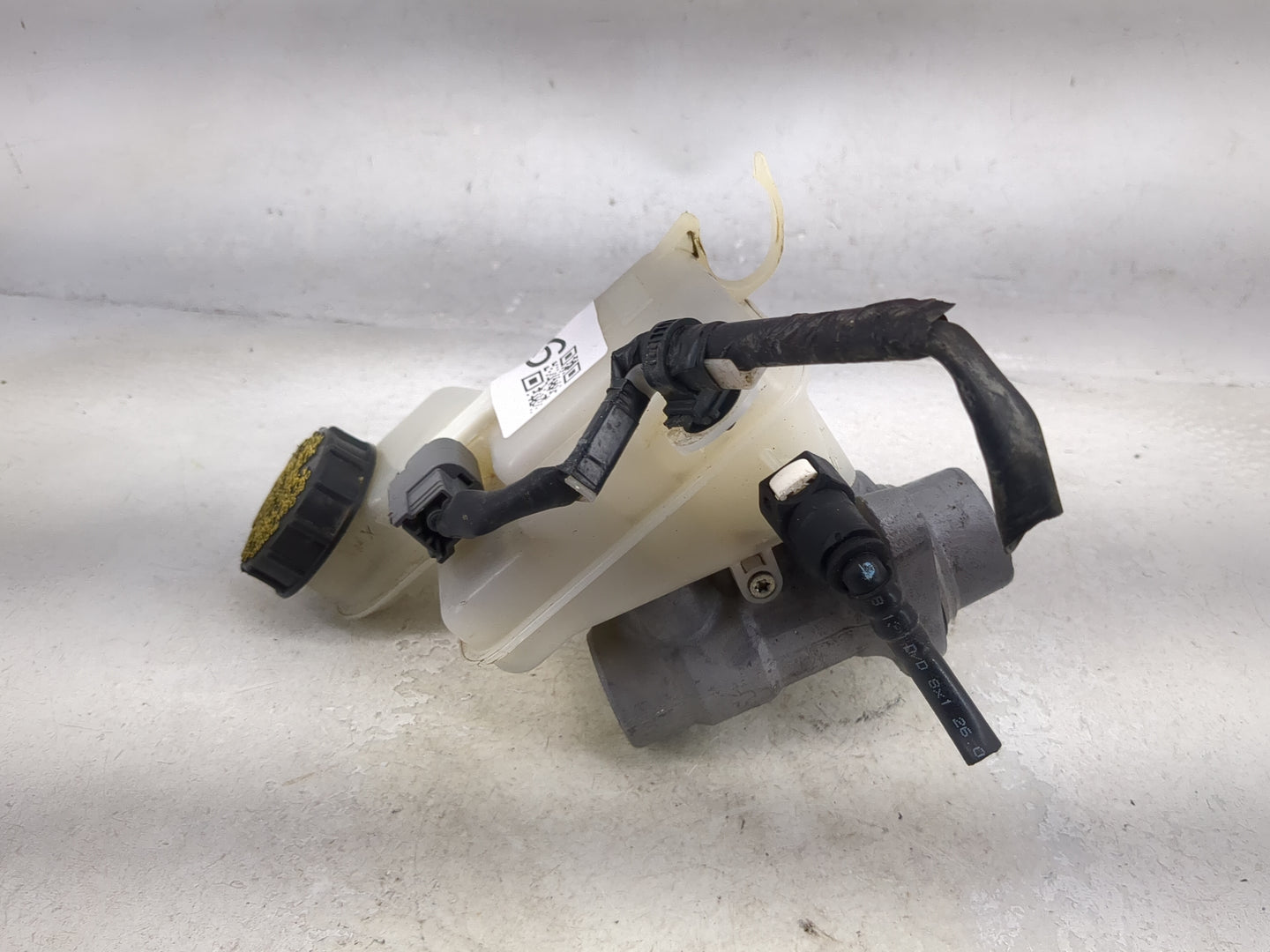 Mazda Mazda3 Brake Master Cylinder 1492456 - Oemusedautoparts1.com