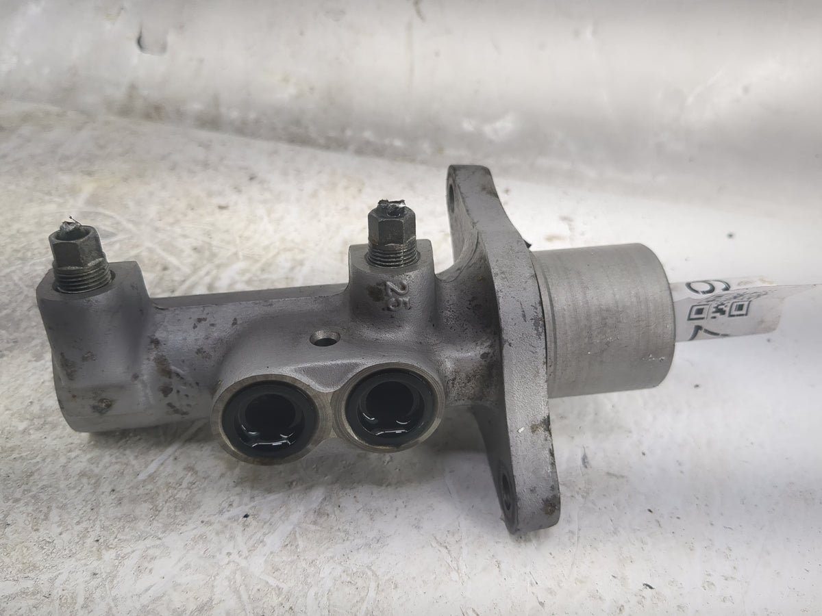 2011 Mazda Mazda3 Brake Master Cylinder - Oemusedautoparts1.com