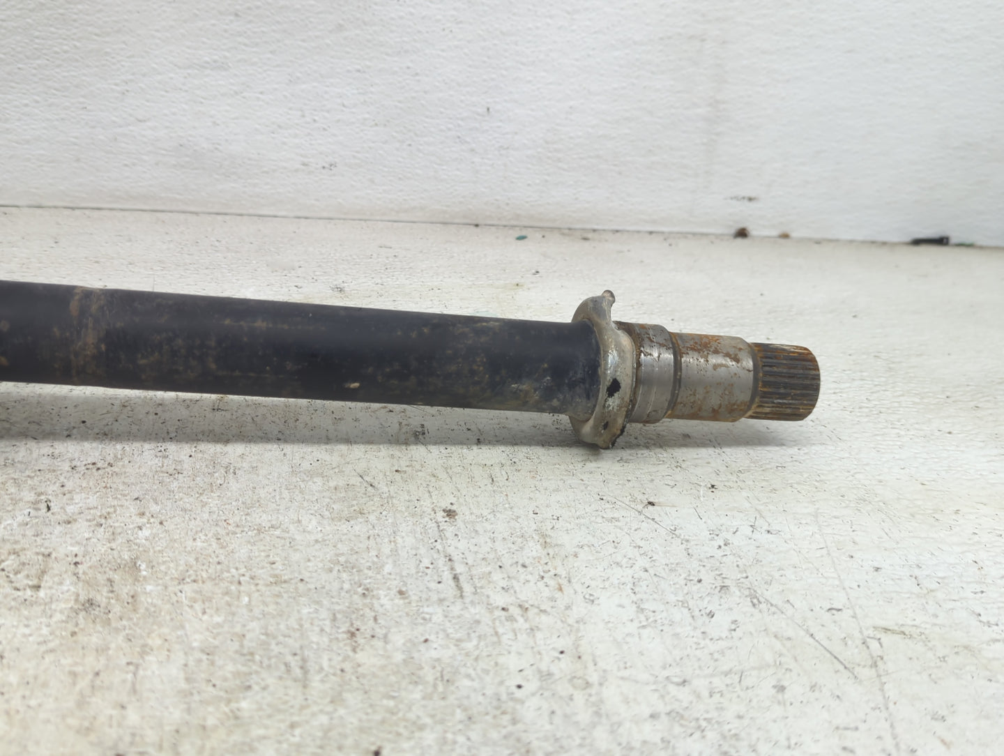 Mercedes B-class Axle Shaft Front Driver Cv C/v - Oemusedautoparts1.com