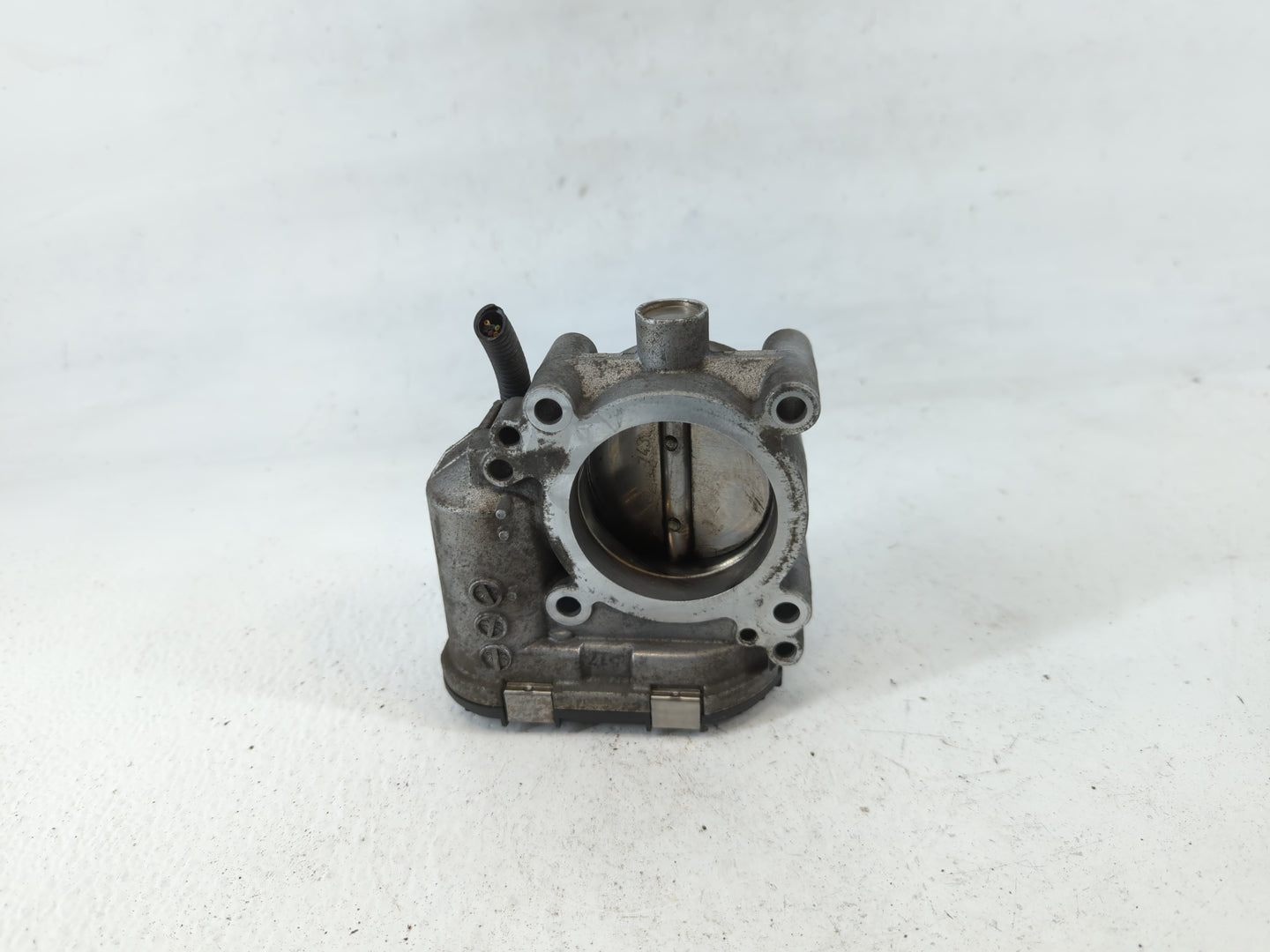2006-2011 Mercedes-Benz B200 Throttle Body P/N:A 266 141 05 25 Fits Fits 2006 2007 2008 2009 2010 2011 2012 2013 2014 2015 O