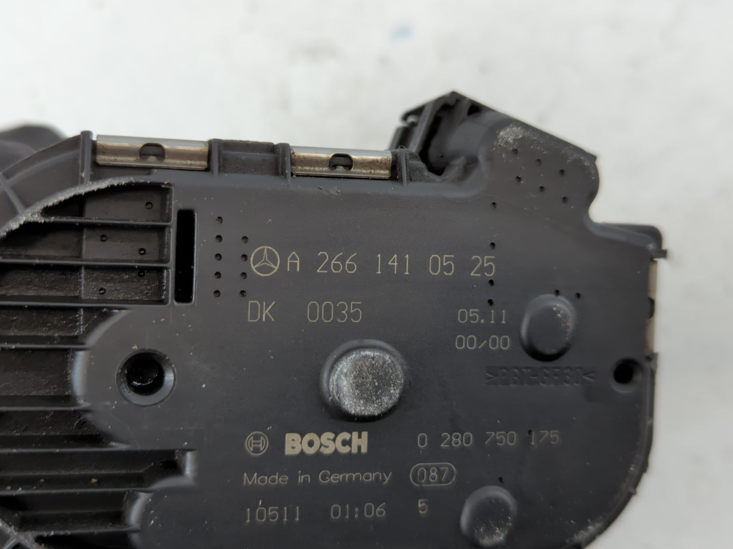 2006-2011 Mercedes-Benz B200 Throttle Body P/N:A 266 141 05 25 Fits Fits 2006 2007 2008 2009 2010 2011 2012 2013 2014 2015 O