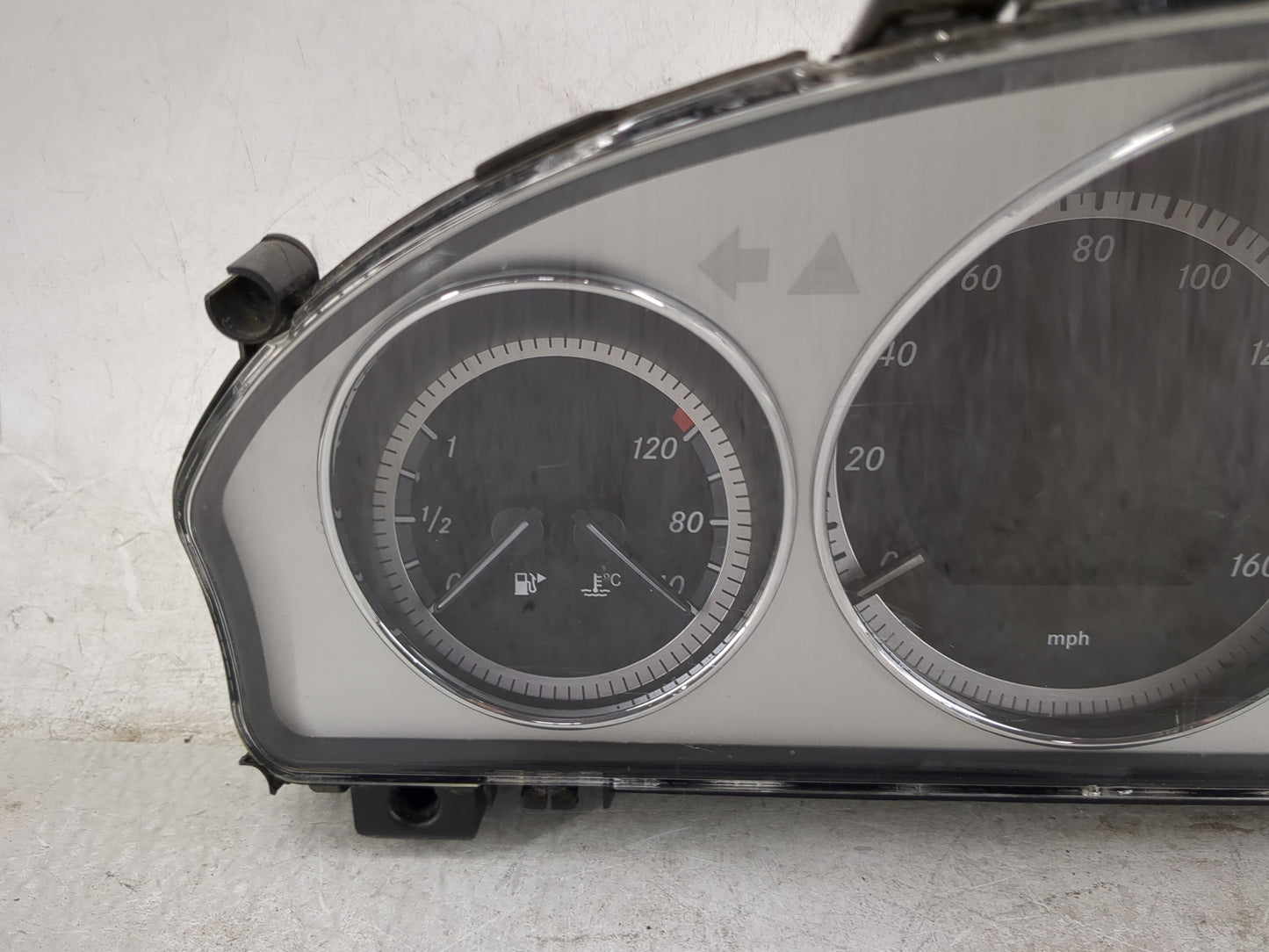 2011 Mercedes-Benz C-Class Instrument Cluster Speedometer Gauges P/N:A2049001505 A2C53414741, A2C53369459 Miles:138K Fits OE