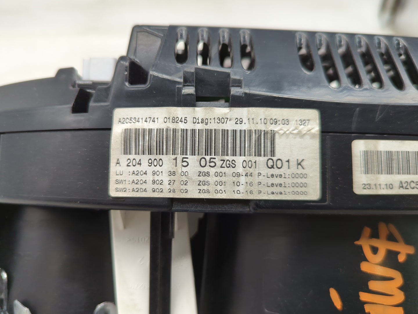 2011 Mercedes-Benz C-Class Instrument Cluster Speedometer Gauges P/N:A2049001505 A2C53414741, A2049013800 Miles:39K Fits OEM