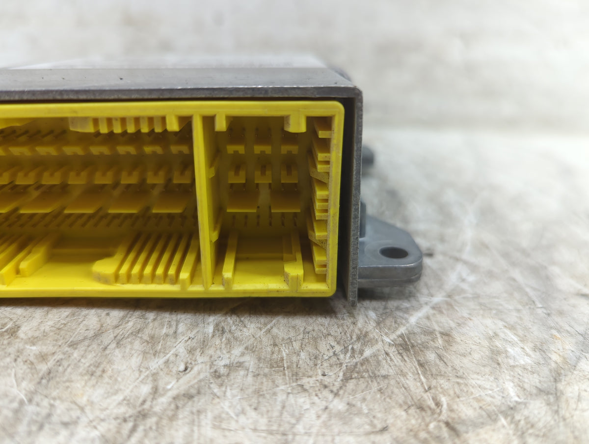 2011 Mercedes-benz C-class Safety Restraint Srs Airbag Control Module - Oemusedautoparts1.com