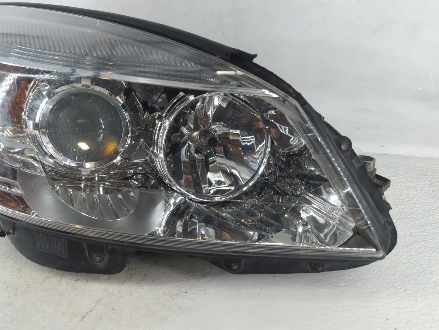 2011 Mercedes-benz C250 Passenger Right Oem Head Light Headlight Lamp - Oemusedautoparts1.com