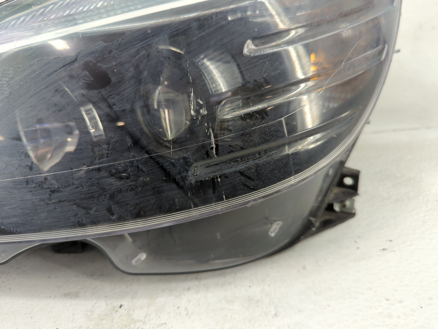 2011 Mercedes-benz C300 Passenger Right Oem Head Light Headlight Lamp - Oemusedautoparts1.com