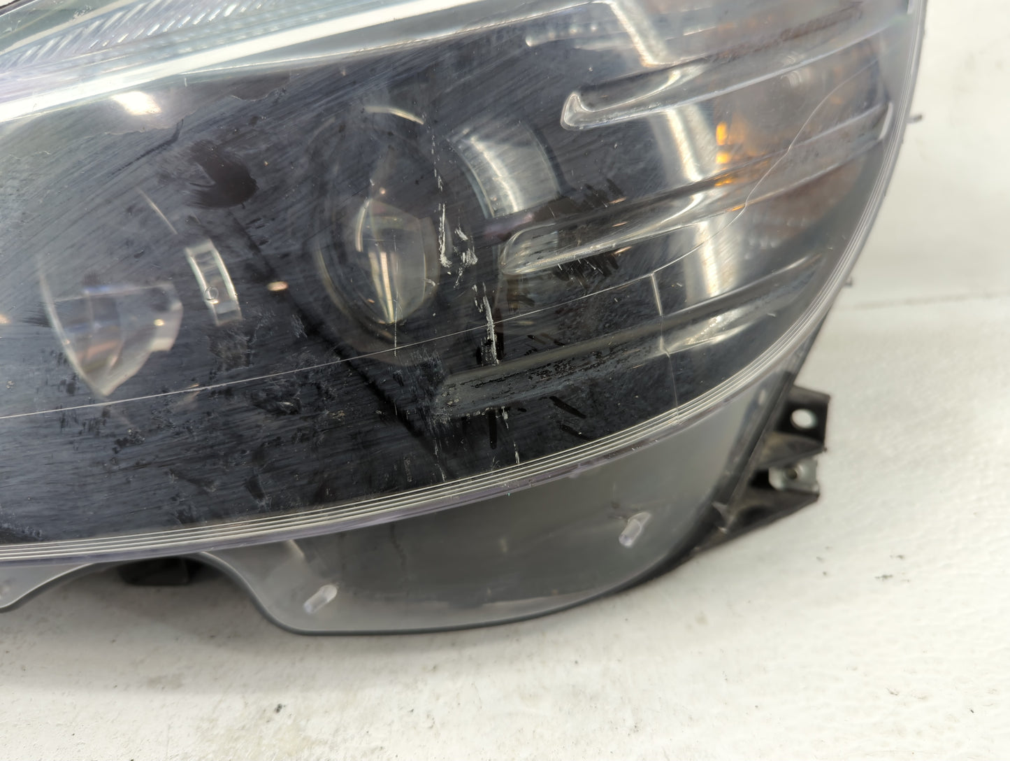 2011 Mercedes-benz C300 Passenger Right Oem Head Light Headlight Lamp - Oemusedautoparts1.com