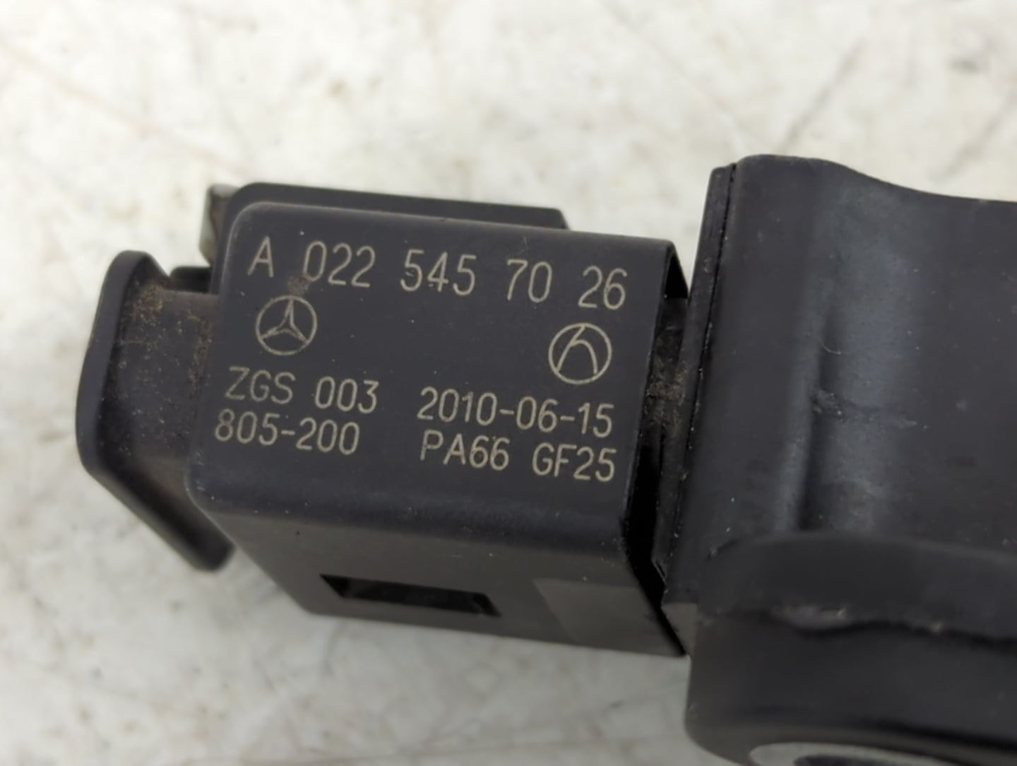 2008-2012 Mercedes-benz C300 Ignition Coil Igniter Pack - Oemusedautoparts1.com