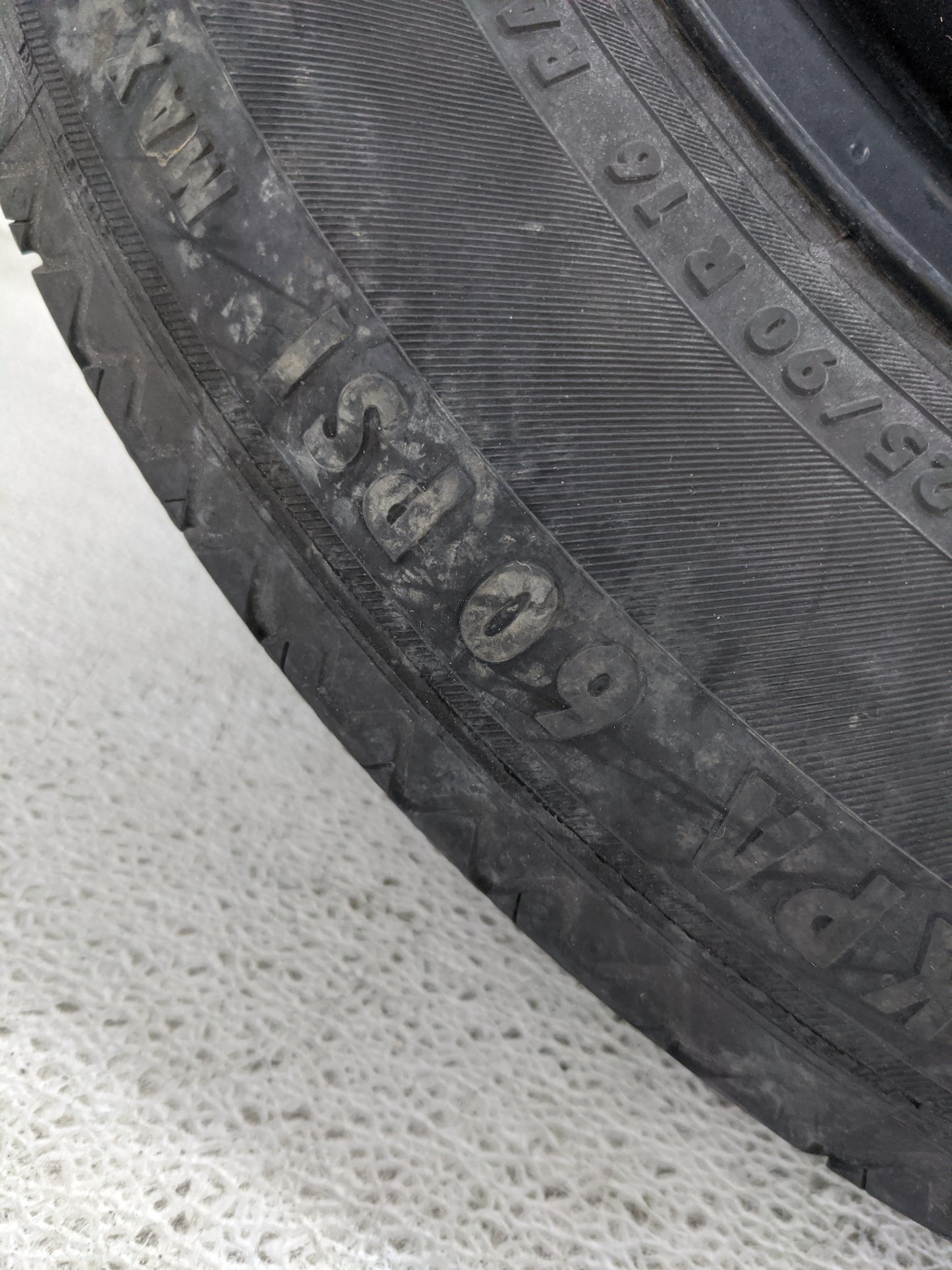 2011 Mercedes-benz C300 Spare Donut Tire Wheel Rim Oem - Oemusedautoparts1.com