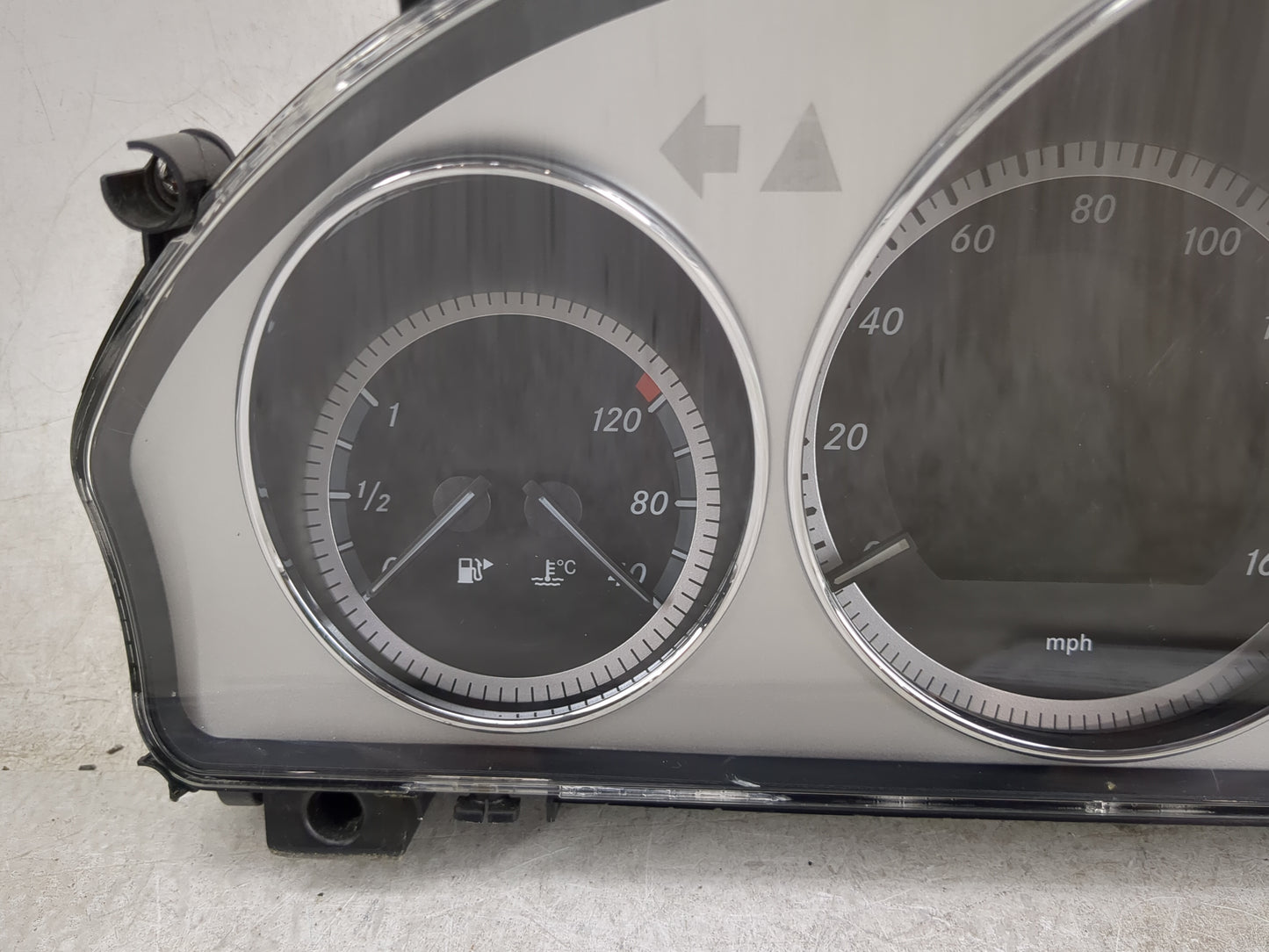 2011 Mercedes-Benz C300 Instrument Cluster Speedometer Gauges P/N:A 204 900 A2C53414741 Miles: Fits OEM Used Auto Parts - Oe