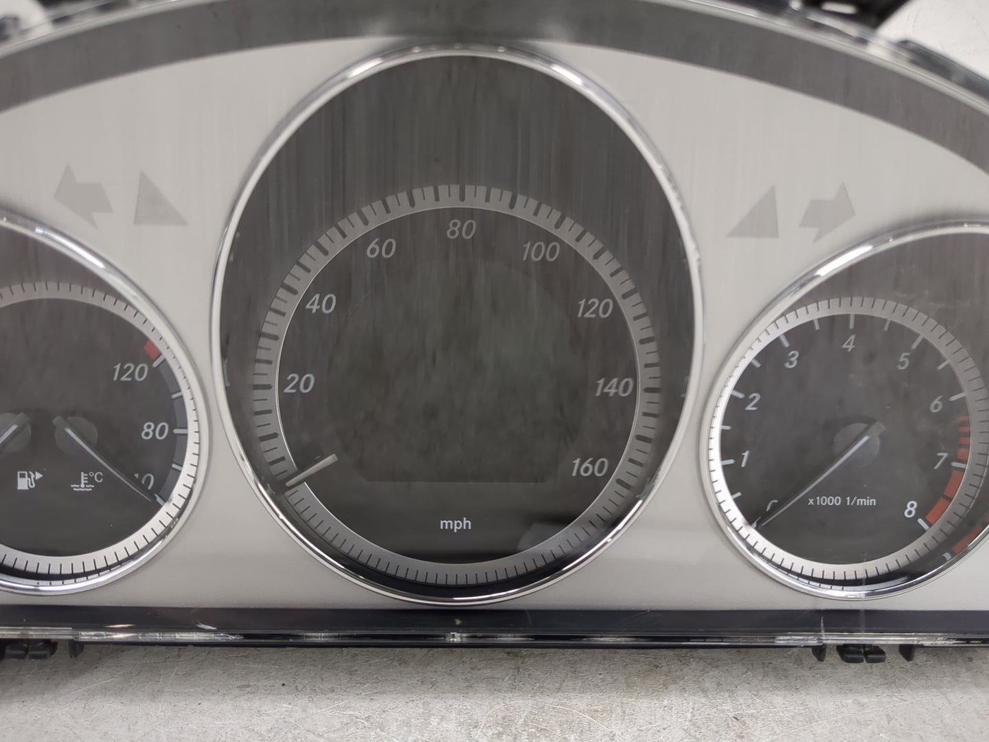 2011 Mercedes-Benz C300 Instrument Cluster Speedometer Gauges P/N:A 204 900 A2C53414741 Miles: Fits OEM Used Auto Parts - Oe