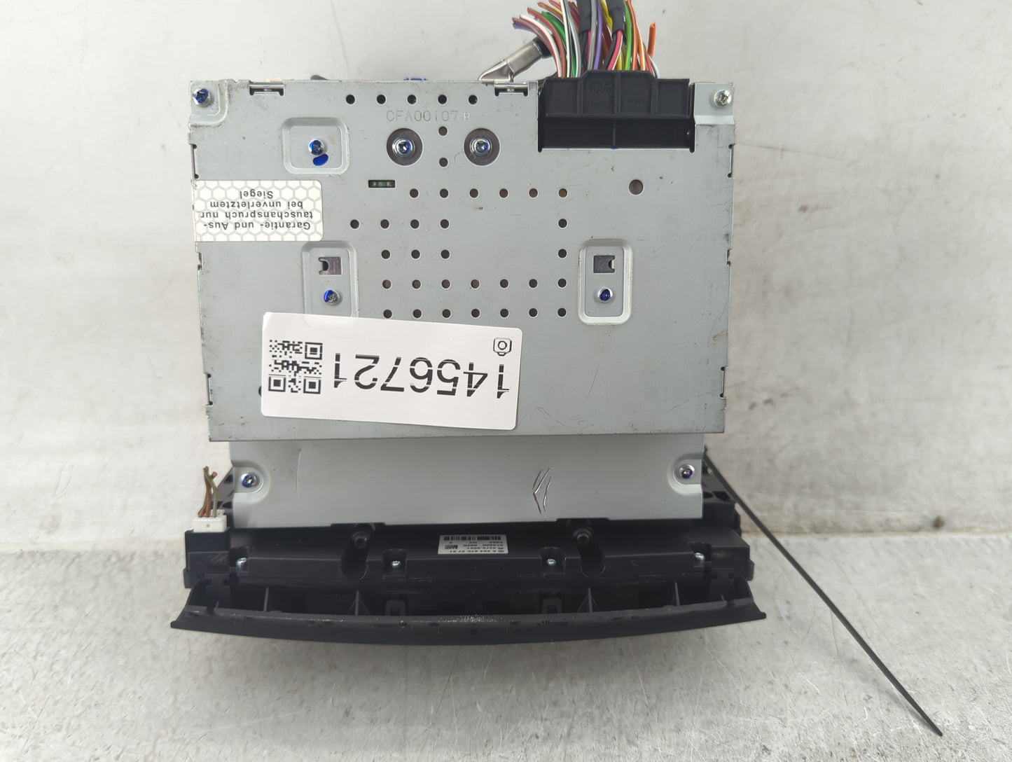 2011 Mercedes-Benz C300 Radio AM FM Cd Player Receiver Replacement P/N:A2049008805 A2049016001, A2049024502 Fits Fits 2012 O