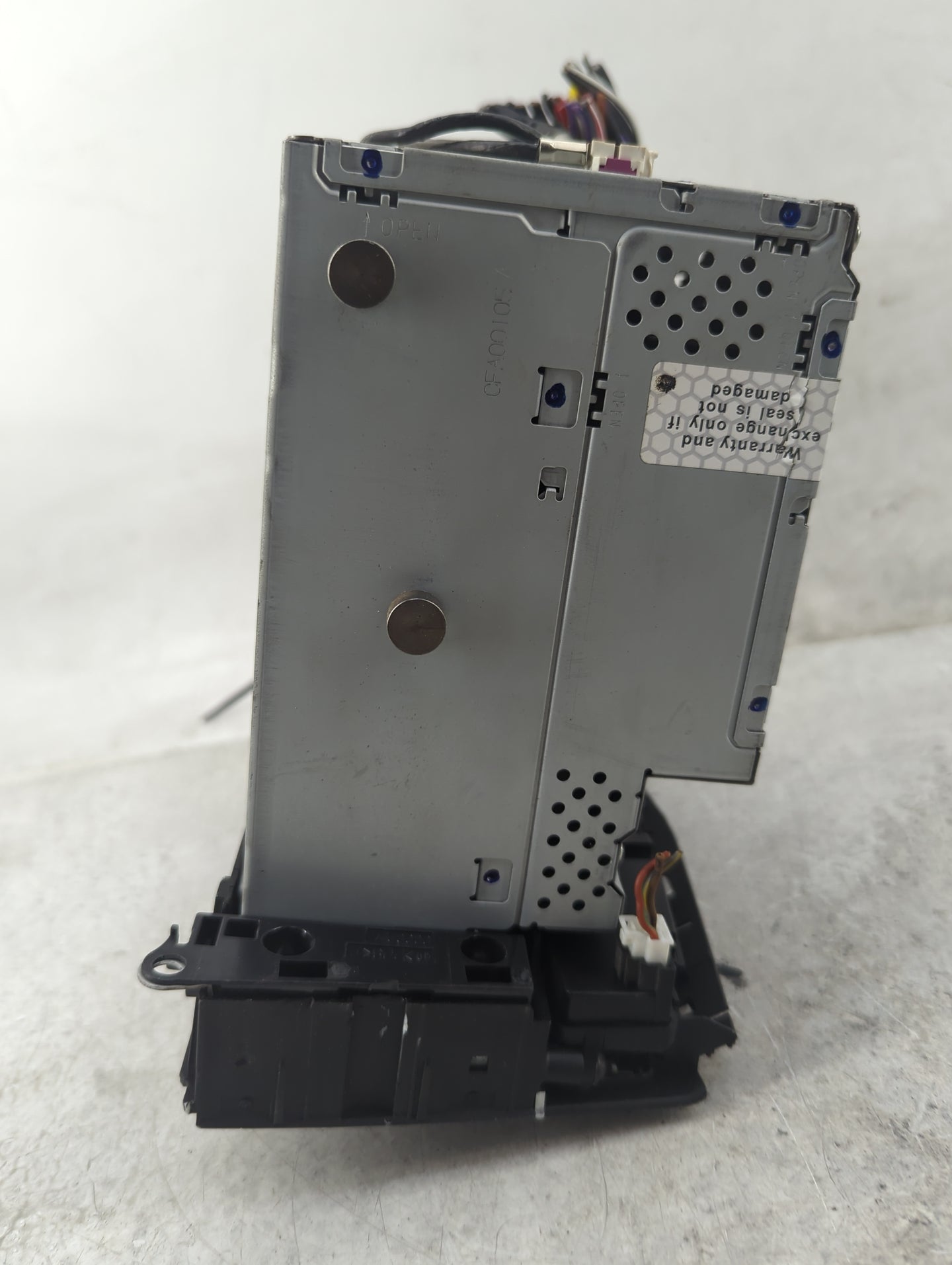 2011 Mercedes-Benz C300 Radio AM FM Cd Player Receiver Replacement P/N:A2049008805 A2049016001, A2049024502 Fits Fits 2012 O