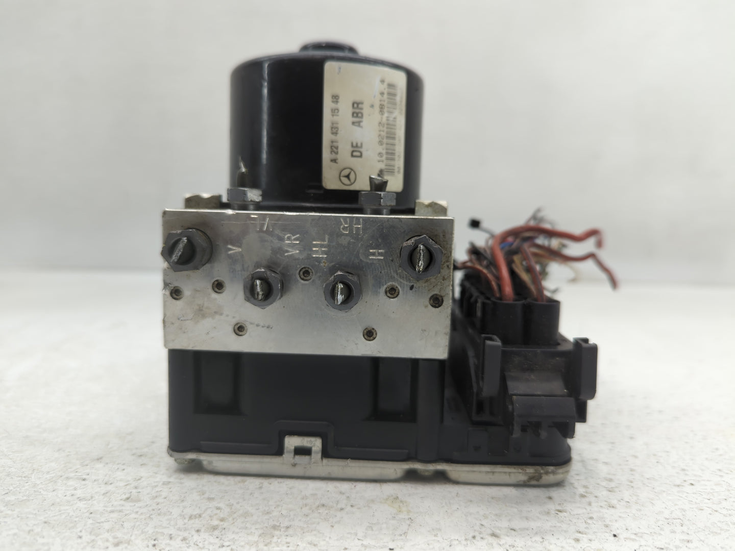 2011 Mercedes-Benz Cl500 ABS Pump Control Module Replacement P/N:A 221 431 15 48 Fits Fits 2012 2013 2014 OEM Used Auto Part